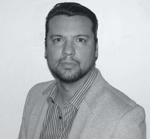 Vinicius M Netto_B&W.JPG